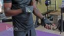 Greg Nwokolo menunjukan salah satu tato miliknya saat berlatih conditioning dengan beban dan fisik di Blue Hause Gym, Jakarta Selatan. (Bola.com/Nicklas Hanoatubun)
