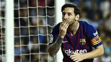 Reaksi gembira Lionel Messi saat laga Barcelona kontra Valencia, di Mestalla (7/10/2018).  (AFP / Jose Jordan)