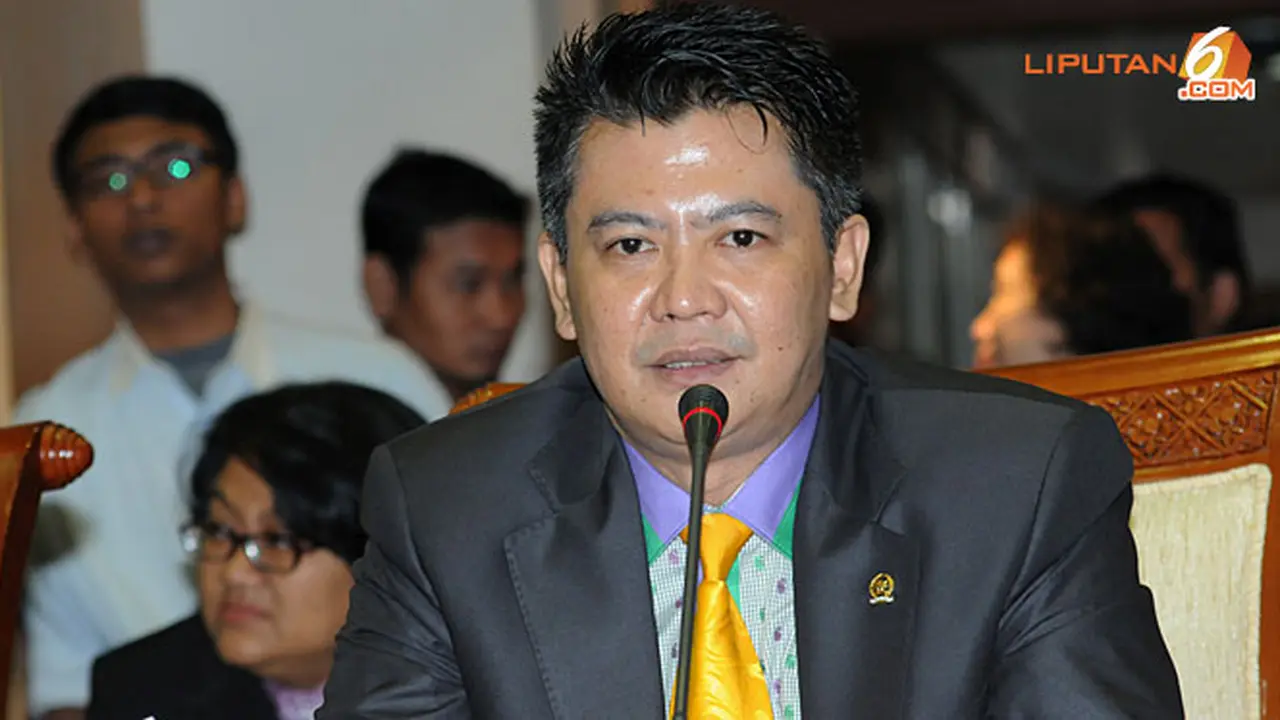 pieter-zulkifli-1-131008b.jpg
