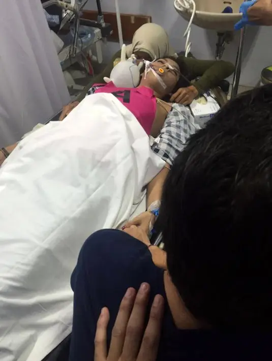 Irena Justine meninggal dunia dalam usia muda. Dalam akting, puluhan sinetron dan film ia bermain. Beberapa diantaranya, Cinta Fitri 2, Sakinah Bersamamu, Ganteng Ganteng Serigala, Bukan Salah Takdir dan masih banyak lagi. (Istimewa)