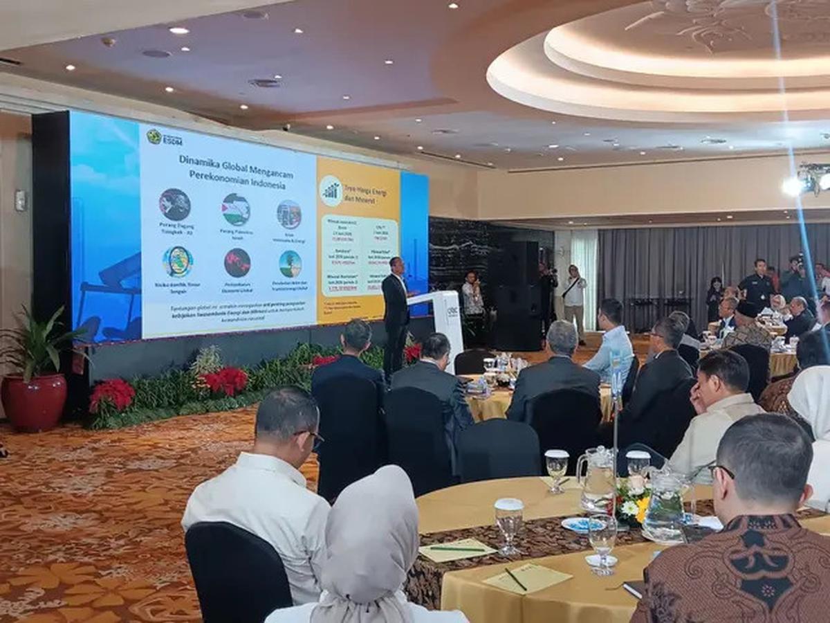 Bahlil Ungkap Alasan Pemerintah Tahan Harga BBM Subsidi
