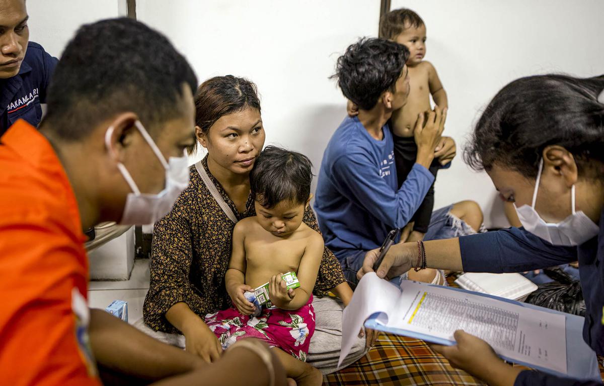 Operasi SAR Gabungan Evakuasi Korban Kebakaran KMP Putri Yasmin
