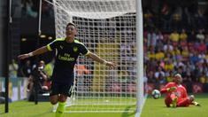Arsenal meraih kemenangan perdana pada ajang Premier League 2015-16 setelah mengalahkan Watford 3-1, di Vicarage Road, Sabtu (27/8/2016). (Reuters/Hannah McKay)