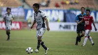 Pemain sayap Sriwijaya FC, Bayu Gatra membantah akan bergabung dengan Barito Putera di Indonesia Soccer Championship 2016. (Bola.com/Vitalis Yogi Trisna)