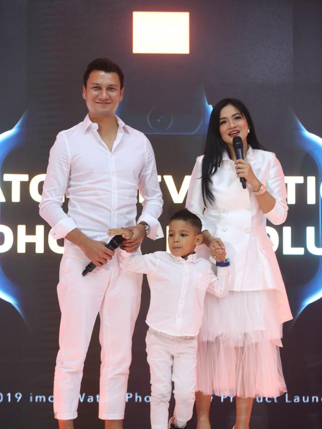 [Fimela] Christian Sugiono dan Titi Kamal