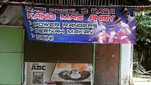 6 Spanduk Nyeleneh Jualan Nasi Pecel Ini Bikin Pembeli Geleng Kepala