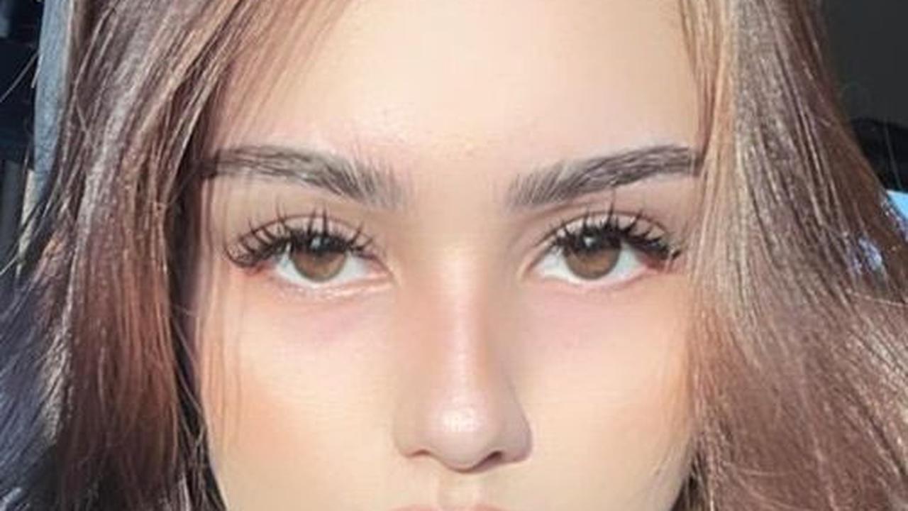 Penampilannya Disebut Bak Barbie, ini Deretan Potret Cantik Nurah Syahfirah Ibu Sambung Teuku Rassya Selfie di Mobil