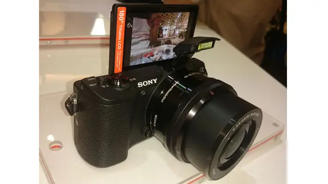 Sony Alpha 5100 1