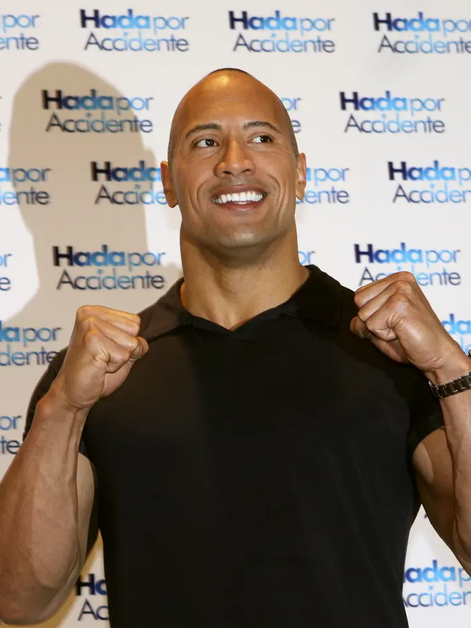[Bintang] Dwayne Johnson