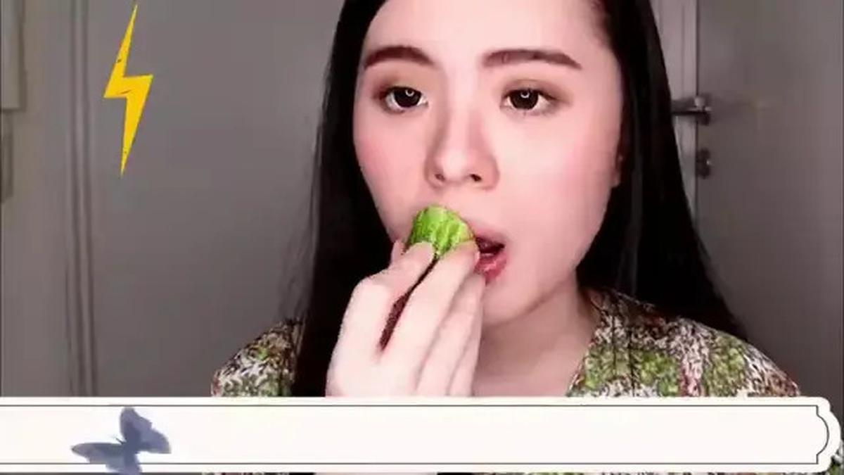Cara Mencerahkan Bibir Gelap dengan Timun, Solusi Alami yang Efektif