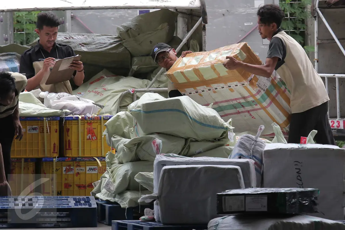 20151113-AP II Wacanakan Pembentukan Cargo Village di Bandara Soetta-Tangerang