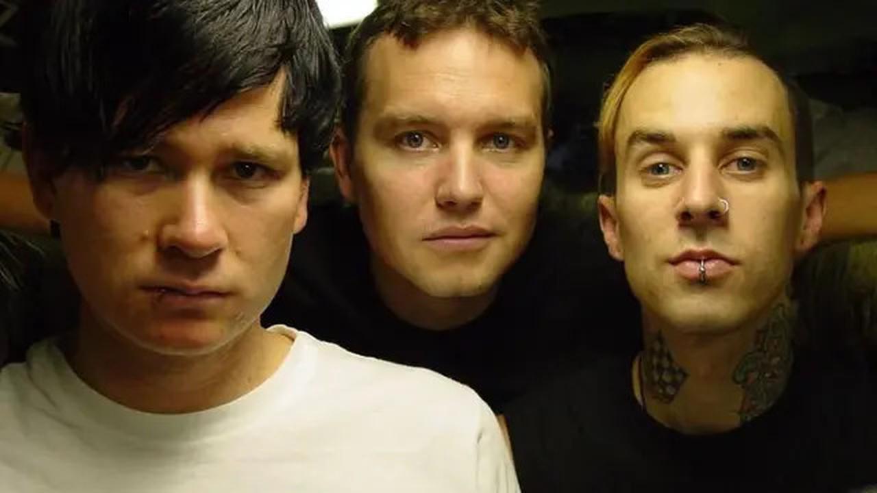 Blink 182 Gelar Konser Sebagai Bentuk Bantuan untuk Kebakaran Hutan di Los Angeles