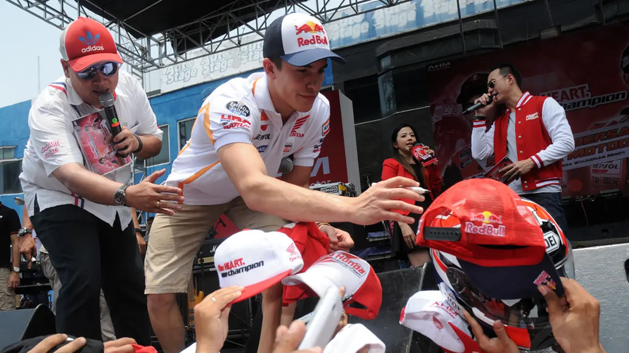 Sambangi Sirkuit Sentul, Marc Marquez Kembangkan Senyum
