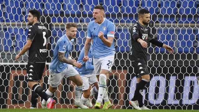 Foto: Juventus Kontra Napoli Berakhir Imbang, Sergej Milinkovic-Savic Selamatkan Lazio dari Kekalahan