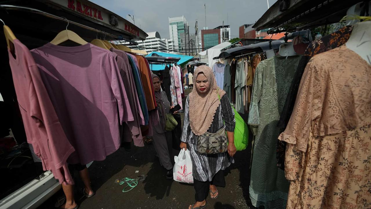 FOTO; Pasar Tasik Cideng ,  Alternatif Berburu Busana Muslim Menjelang Lebaran