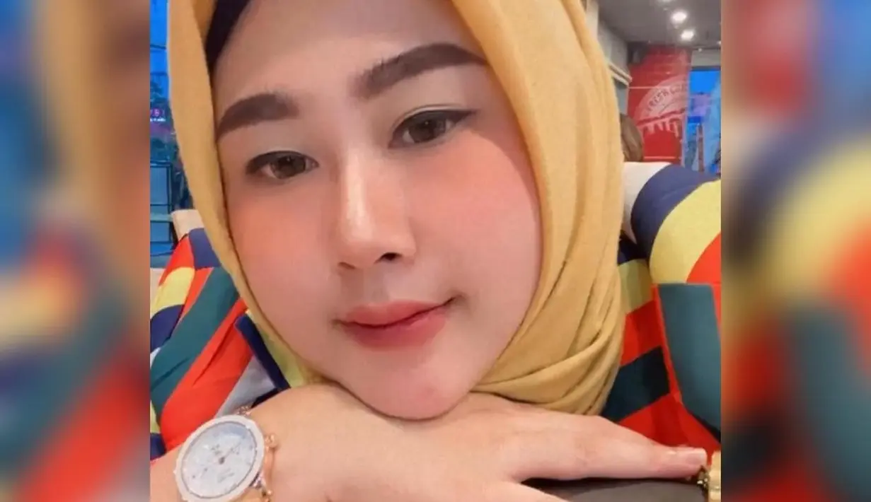 Shelvie Hana Wijaya juga sudah berusaha untuk mempertahankan dan memberi kesempatan kepada Daus Mini. (FOTO: instagram.com/firdaushelvie91/)
