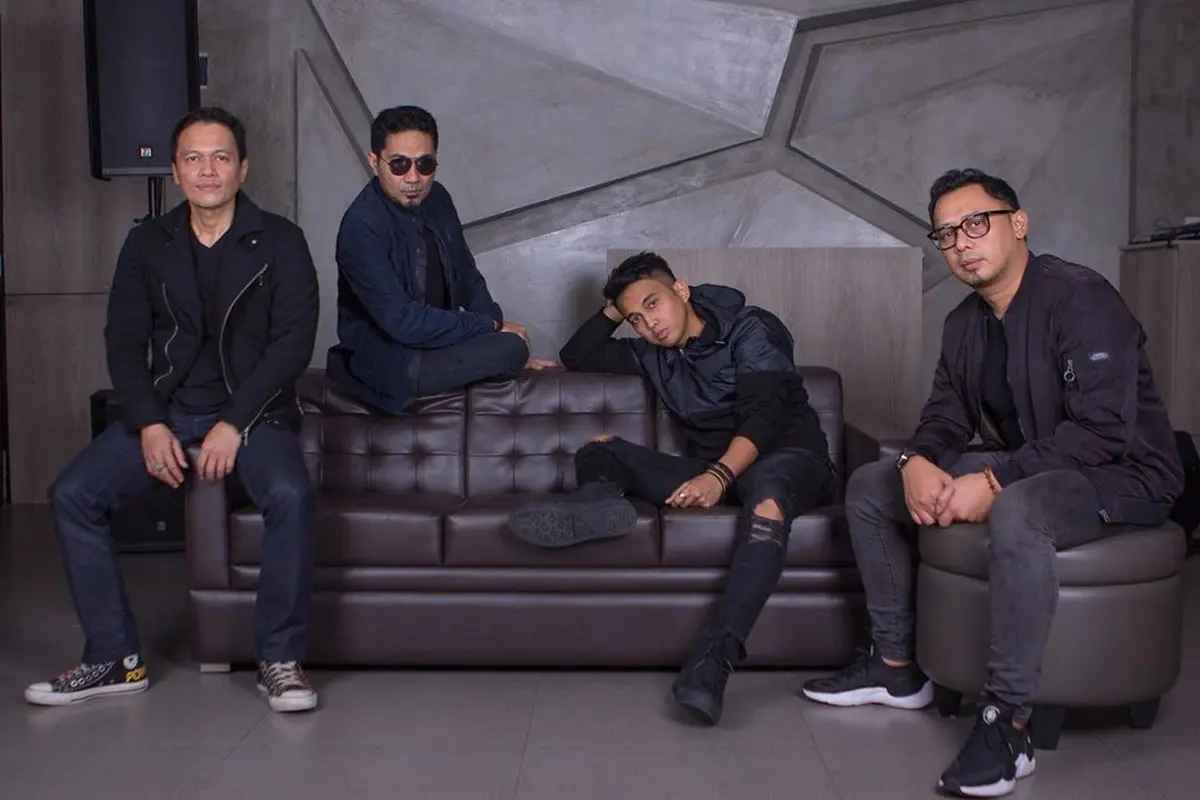 ADA Band