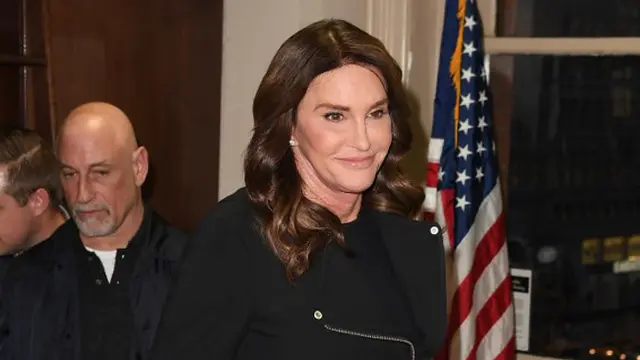 [Bintang] Kim Kardashian dan Caitlyn Jenner