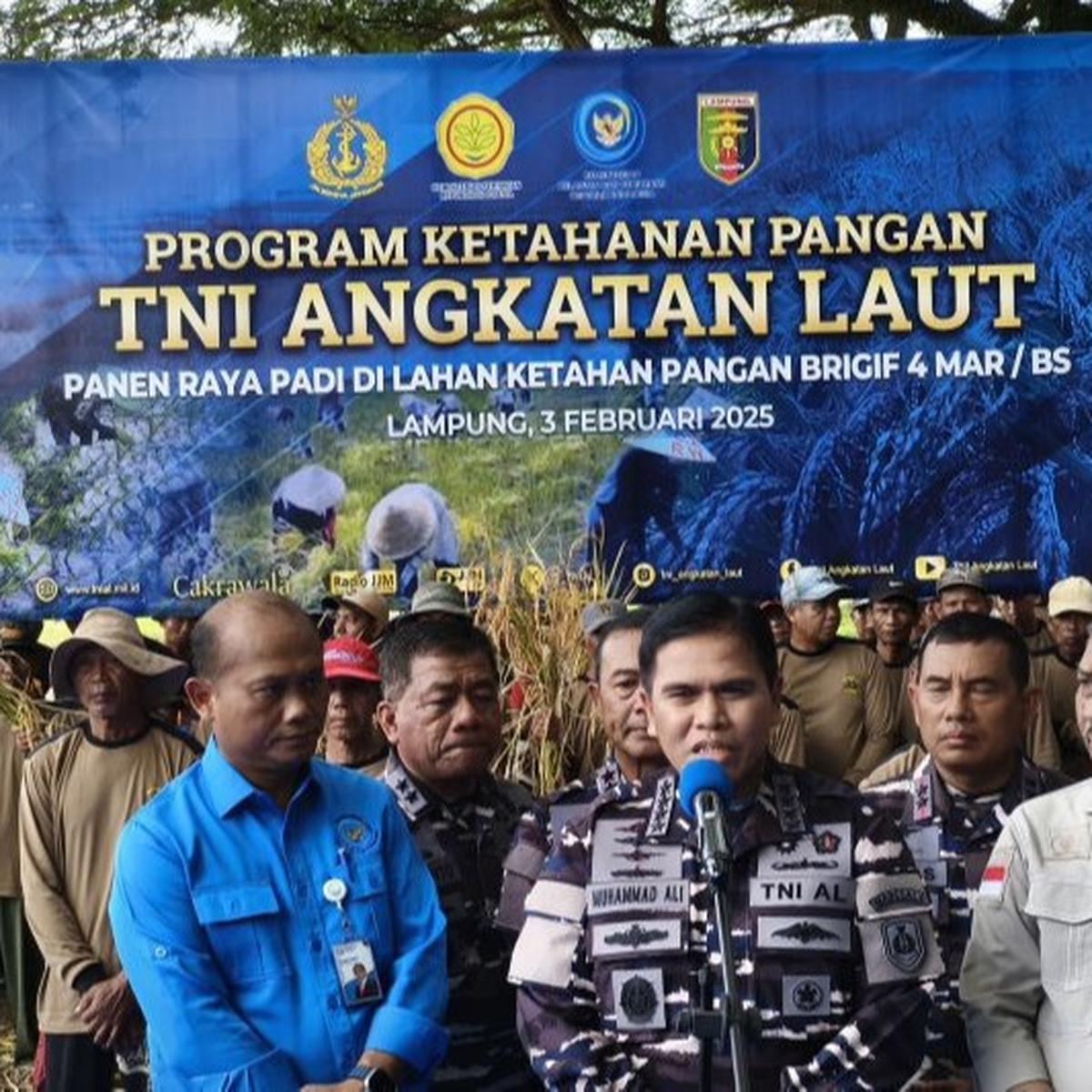 KSAL Lanjutkan Pembongkaran Pagar Laut di Tangerang