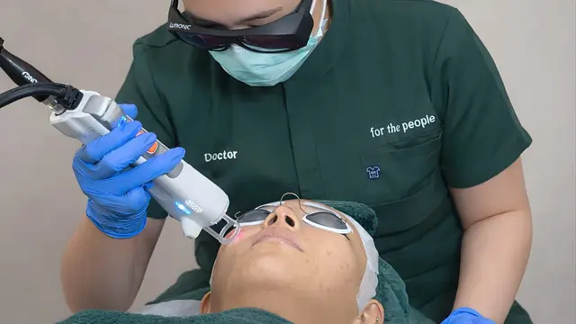 Inovasi Laser Terbaru dengan Pendekatan Skin-First Jadi Solusi Atasi Kulit Kemerahan dan Bekas Jerawat