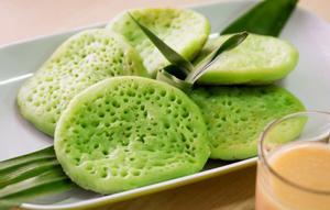 Serabi Hijau Pandan.
