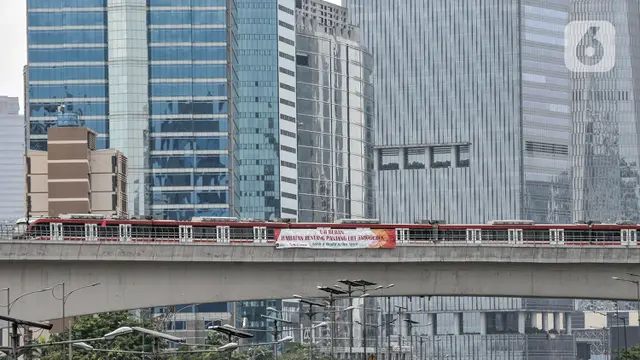 FOTO: LRT Jabodebek Uji Beban di Jembatan Bentang Panjang