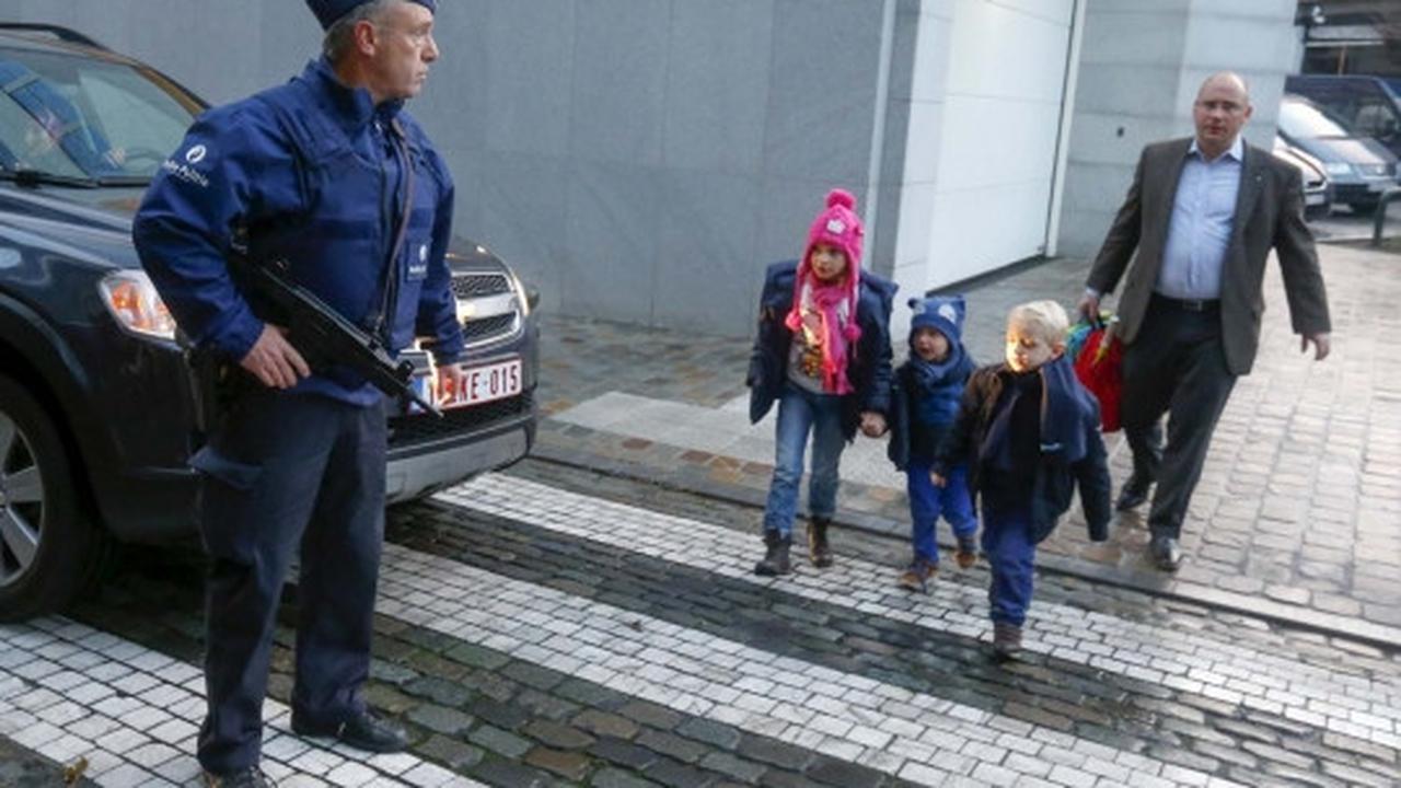 Waspada teror, sekolah di Belgia dijaga ketat polisi
