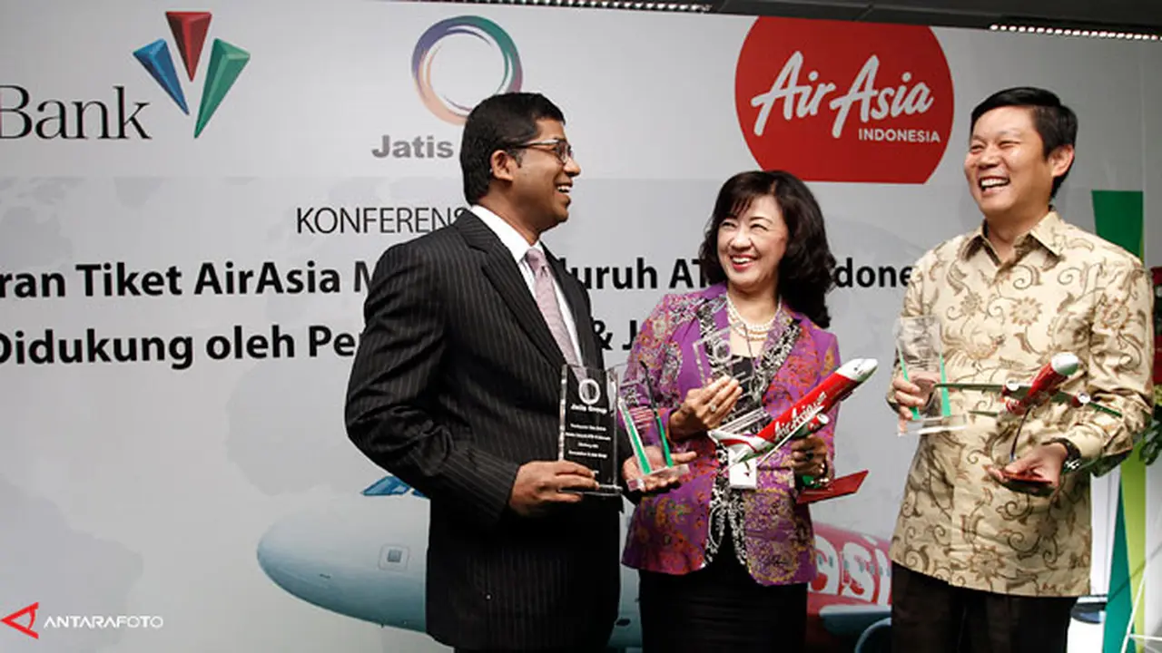 bankpermata-airasia-130704b.jpg