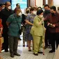 Presiden Kelima Indonesia Megawati Soekarnoputri meninjau Gedung Sarinah yang baru rampung direnovasi, Senin (13/6/2022). Kunjungan Megawati ini didampingi oleh Menteri BUMN, Erick Thohir. (Dok BUMN)