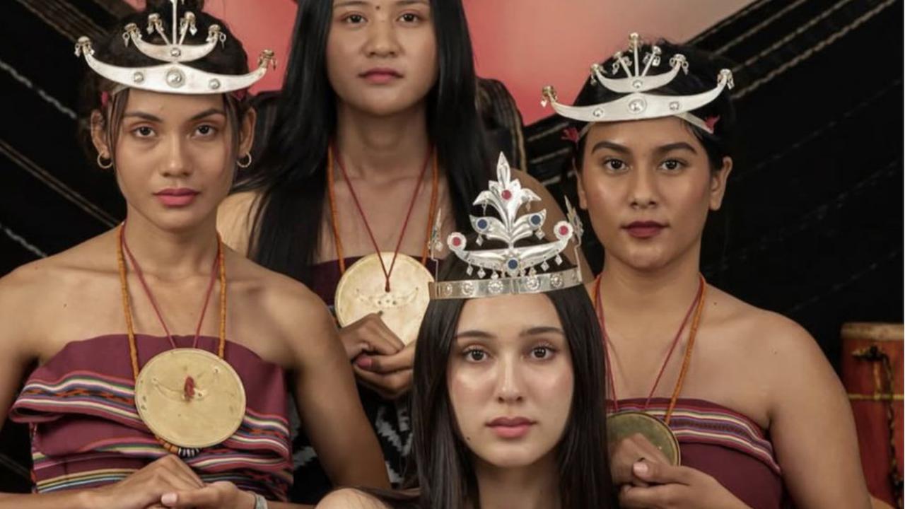 7 Potret Cantik Yasmin Napper dalam Balutan Busana Tais Timor, Tampil Flawless dan Banjir Pujian