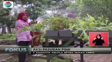 Tak hanya mempercantik RPTRA, pasukan pink siap mendampingi anak-anak bermain di RPTRA Jakarta.