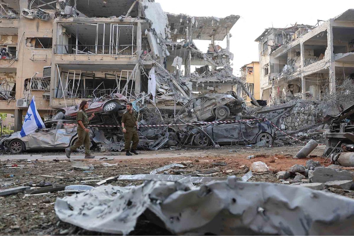 FOTO: Seperti di Kota Gaza, Begini Kondisi di Kota Rahmat Gan Israel Yang Hancur Lebur Dirudal Iran