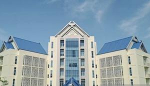 Gedung Rektorat Universitas Islam Negeri Sultan Thaha Saifuddin (Istimewa)
