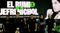 Aktor Jefri Nichol (kedua dari kanan) dan El Rumi (kedua dari kiri) akan kembali berhadapan dalam laga Superstar Knockout Vol. 3, yang akan digelar pada 9 Agustus 2025 di Jakarta Convention Center (JCC), Jakarta. (Liputan6.com/M. Altav Jauhar)