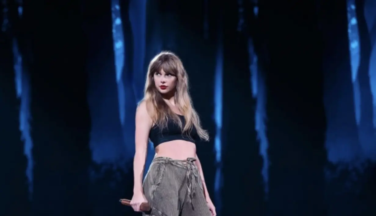 Taylor Swift juga dipuja fans berkat kecantikannya. Ia meraih skor 91,64% dan menduduki peringkat keenam di daftar perempuan tercantik di dunia 2023. [Foto: Taylor Swift/ Instagram]
