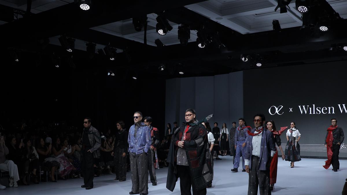 Siklus 3.0, Perjalanan Hidup Batik Sebagai Busana Sehari-Hari dari OE X Wilsen Willim