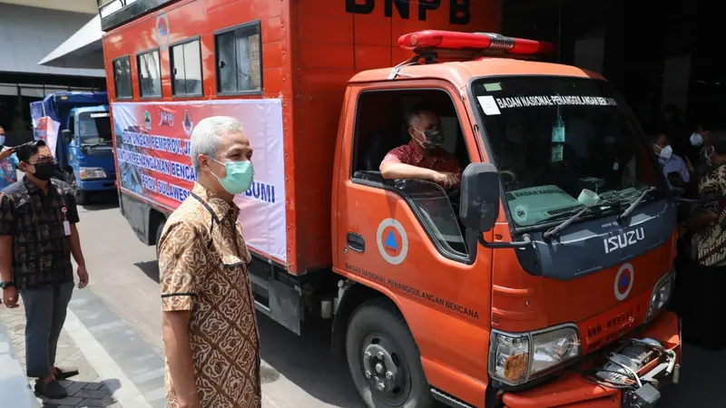 Provinsi Jawa Tengah Kirimkan 15 Relawan dan Bantuan Logistik Bantu Korban Musibah di Sulbar