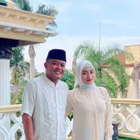 Nathalie Holscher dan Sule. (Foto: Instagram @nathalieholscher)