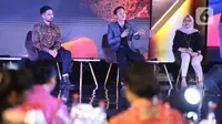 Content Creator Den Dimas, Bupati Trenggalek Mochamad Nur Arifin, dan Executive Vice President Pengembangan Produk Niaga PT PLN (Persero) Ririn Rachmawardini saat diskusi dalam acara Cita dan Cipta Liputan6.com x Fimela di Shangri-La Hotel, Jakarta,  Rabu (31/7/2024). (Liputan6.com/Angga Yuniar)