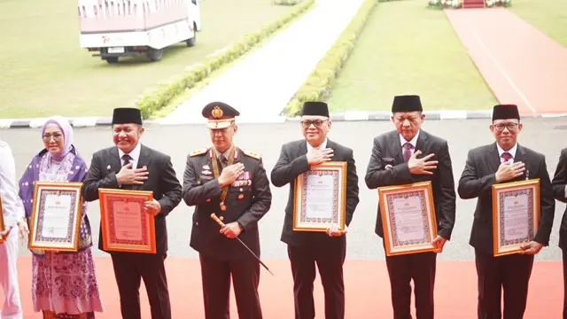 Bupati OKU Timur H.Lanosin