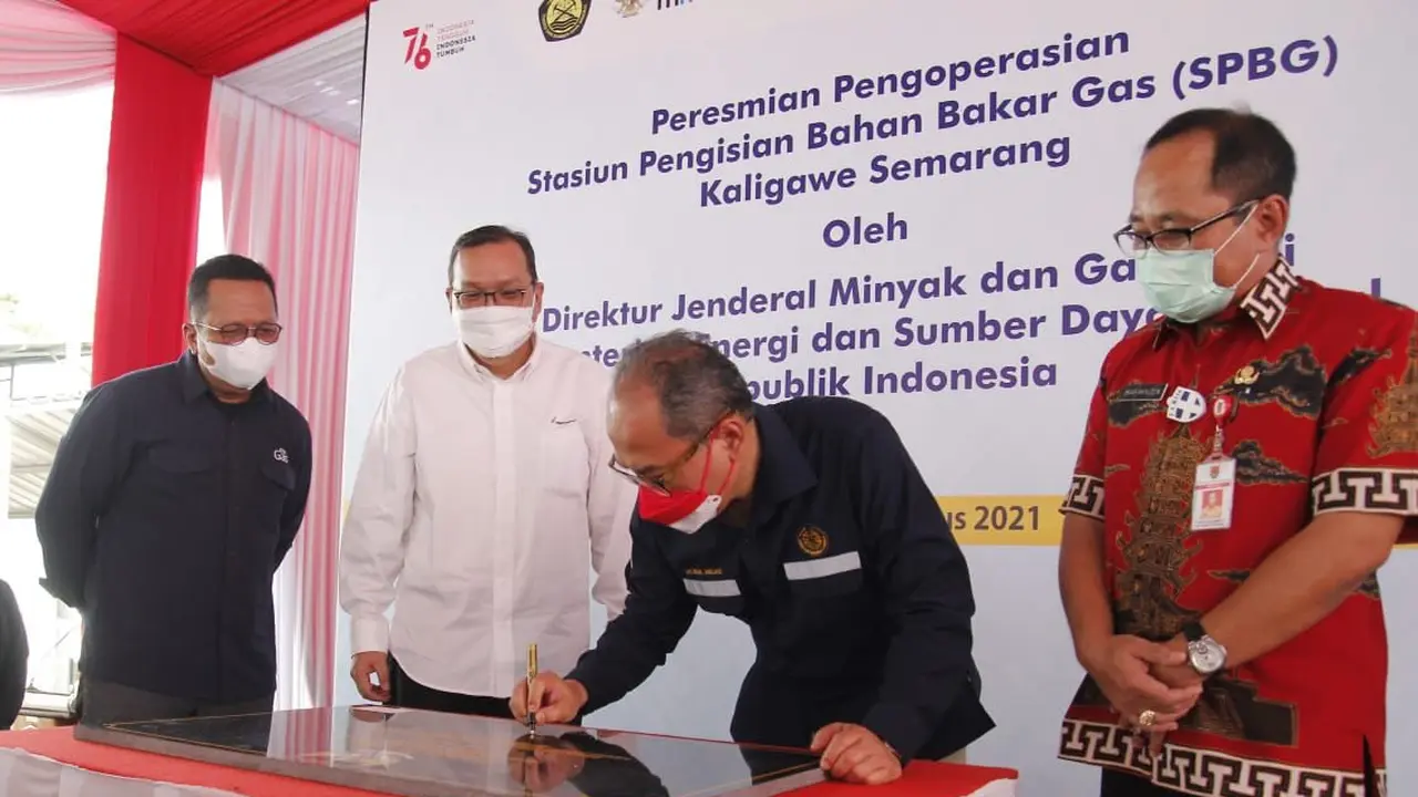 Dorong Transisi Energi, Dirjen Migas Resmikan SPBG  Pertamina di Kaligawe Semarang Berkapasitas 30 Ribu lsp Per Hari