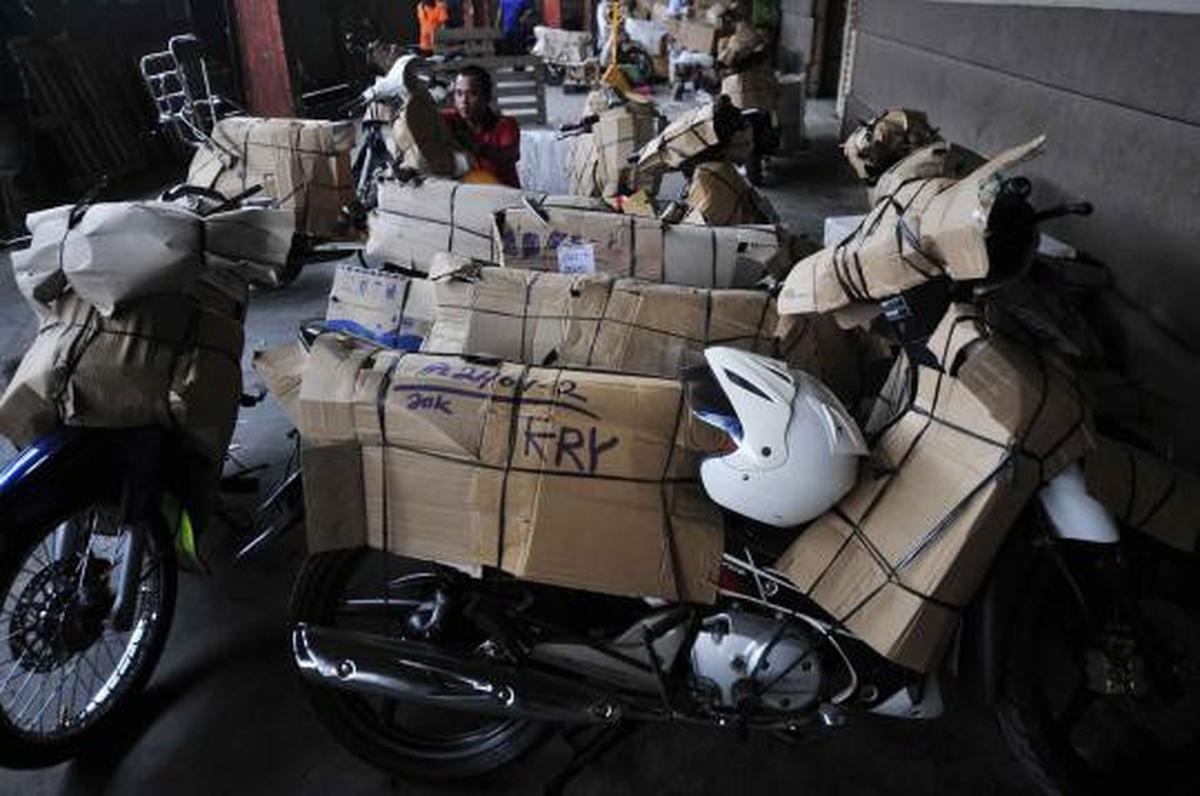 Menengok jasa pengiriman paket motor 