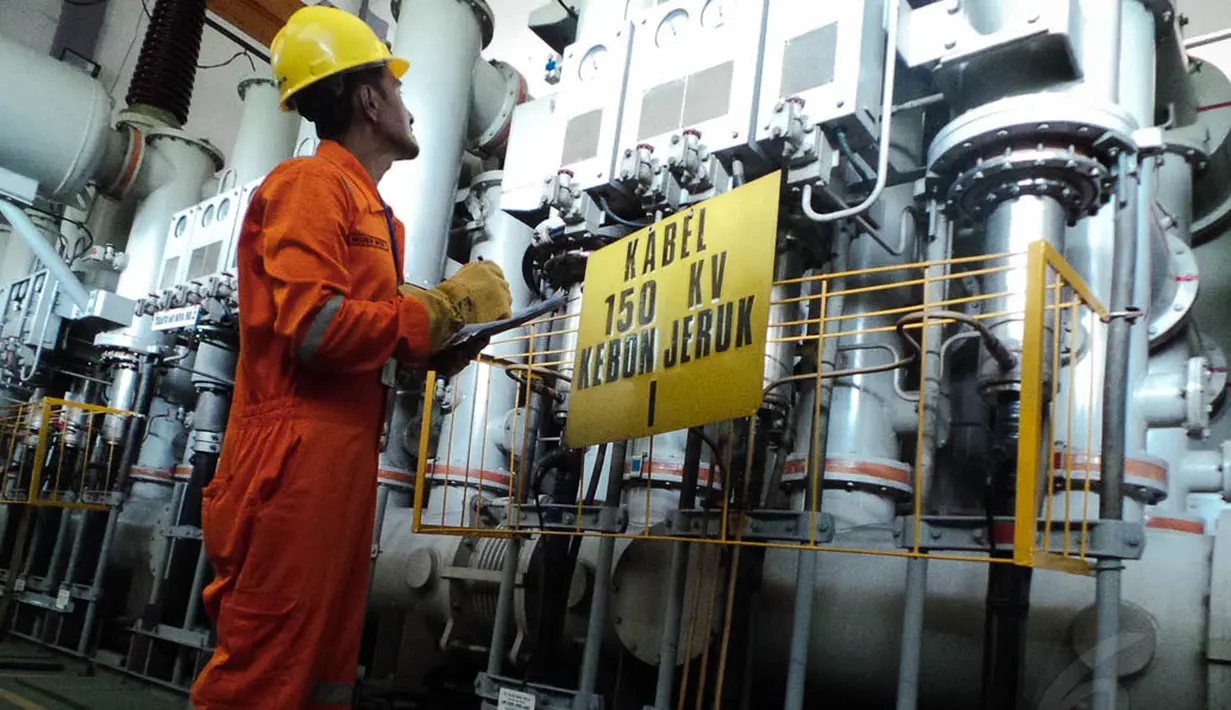 Krisis listrik ini terjadi lebih cepat karena terlambatnya lima pembangkit berkapasitas total 6.000 megawatt (MW). (Liputan6.com/Faizal Fanani)