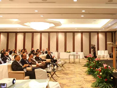 Menteri Hukum dan HAM Yassona Laoly memberi sambutan saat pembukaan seminar bertajuk "Indonesia and The Development of International Arbitration" di Jakarta, Selasa (28/11). (Liputan6.com/Angga Yuniar)