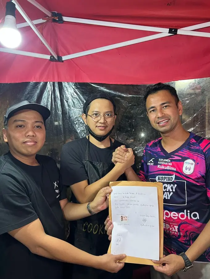 Raffi Ahmad investasi di pedagang kaki lima (Instagram/raffinagita1717)