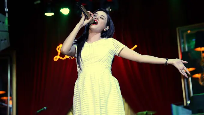 [Bintang] Mulan Jameela