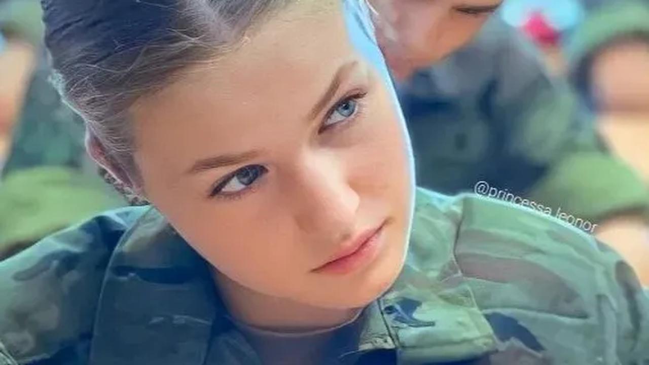 Leonor juga akan menghadiri Akademi Udara San Javier sebagai Ensign Student dari 2025 hingga 2026.
