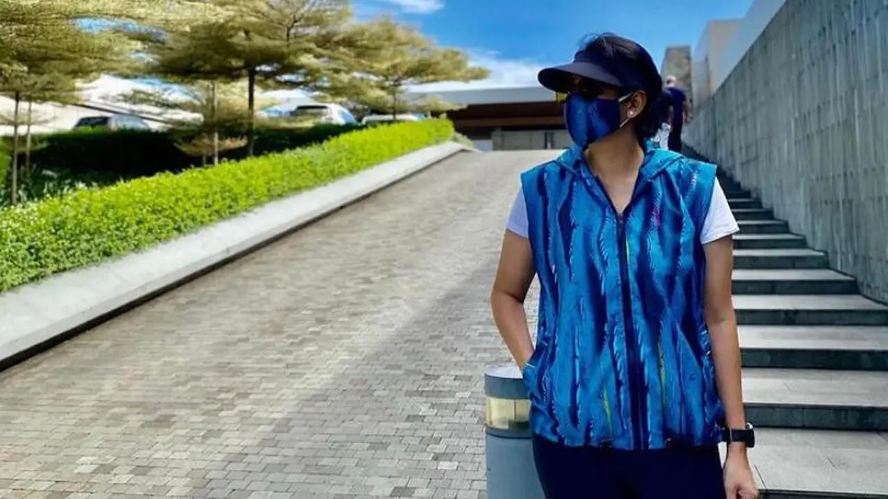 Diary Fimela: Amerie Dujour, Melihat Peluang Industri Fashion di Tengah Pandemi Covid-19