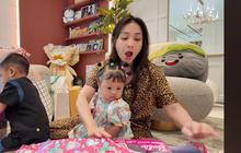Unboxing Kado Baby Lily, Nagita Slavina Girang Banget Dapat Hadiah Ini - Nostalgia Masa Kecil