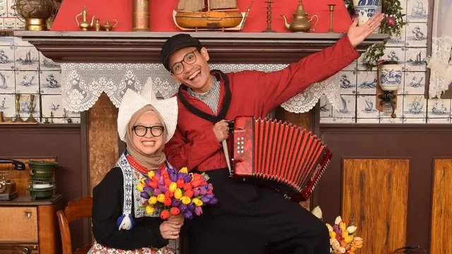 6 Potret Romantis YouTuber Gita Savitri dan Paul Andre, Pasangan yang Kini Jadi Sorotan